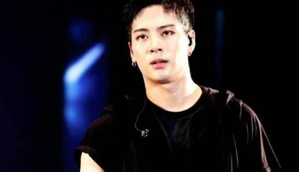 ���ζ����������ĳ��� ���ĸ������Ͻ���