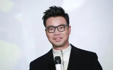 胡彦斌女朋友有哪些 胡彦斌和郑爽恋情始末