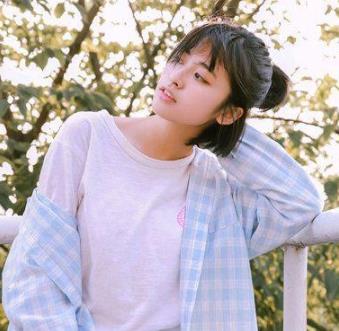 ׸���е���������˭�ݵ�