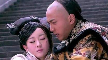 ׸���е���������˭�ݵ�