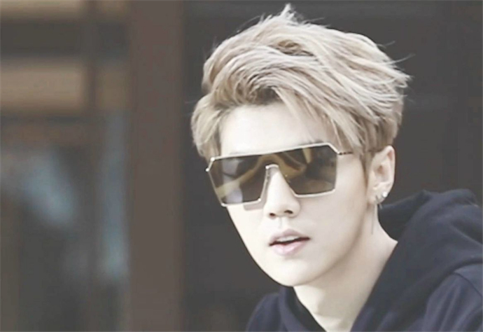 ¹�ϵ����ŵ�����˭ ������Ů�ѹ���ͮ��Ȧ����