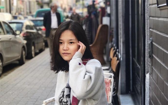 ��Ա���Զ������� ���Զ��İְ���˭