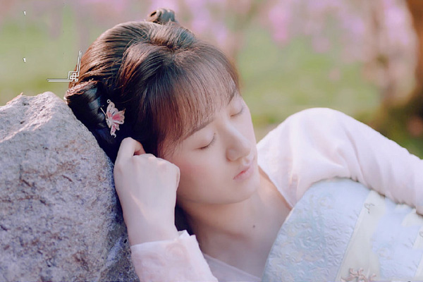 ��������ɷ��˾�����Բ��Ƭ��