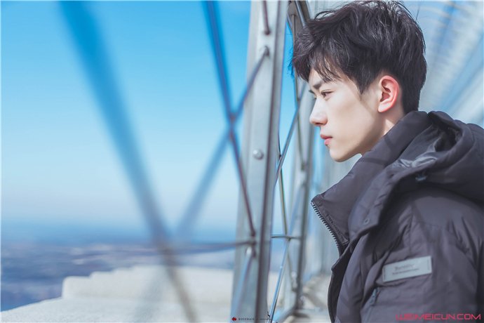 ���ݺ�����ǧ��һҹ���� �ڷ۶���������ˮ