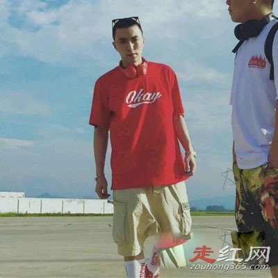 ��ѿjonyj�ݷۺ���ʷ jony j�ݷ��¼�����