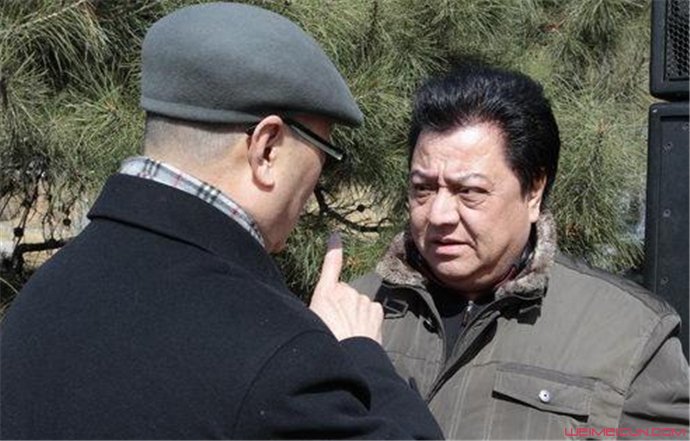 ��𶷺ͺ�ҫ�ĵĹ�ϵ ��𶷺�ҫ��˭���ָ�