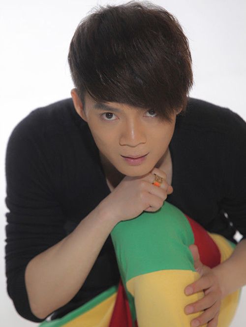 六哲个人资料真名 六哲的经典代表歌曲