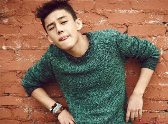 ������Ů������˭ �ͽ�̩��ʲô��ϵ