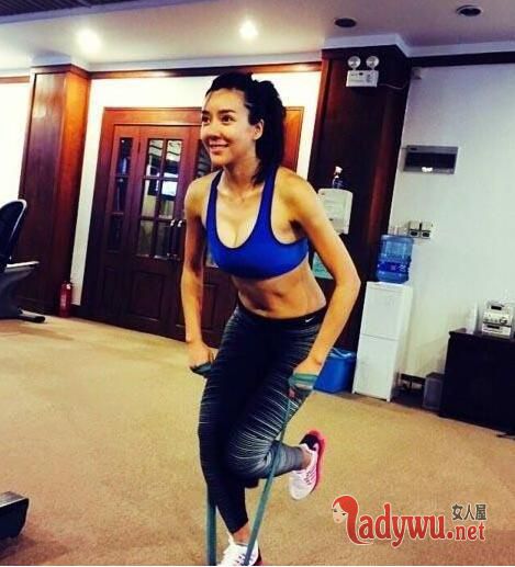 ��Τͮ����ǰ����Ƭ ��ǰ����ǳ�·��