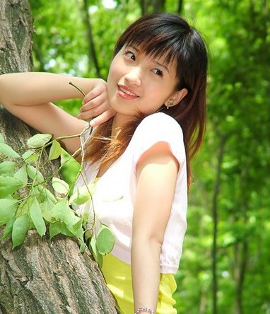 ������Ů���а� ���ε�һ��Ů����ܰ��