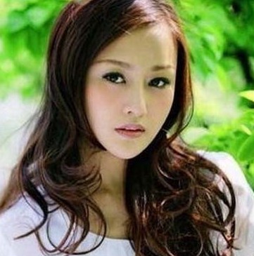 ������Ů���а� ���ε�һ��Ů����ܰ��