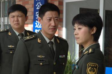 于震的老婆是辛月吗 于震的婚姻生活揭秘