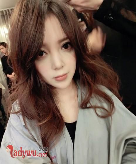 ������С�����Ϲ���˭ ����·�Ͽ�ν��һ·��ͨ