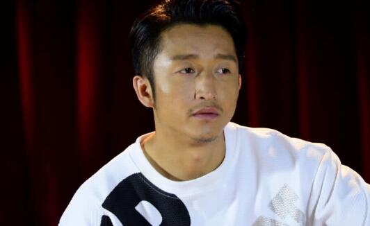 ����������ʵ�����Ƕ���