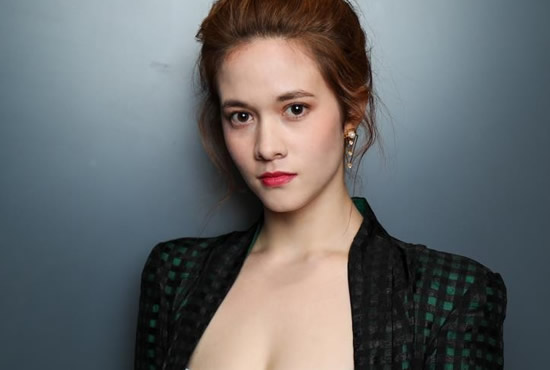 徐嘉雯个人资料及照片 徐嘉雯为什么不接战狼2