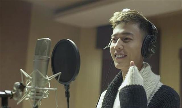 张弛校长个人资料简介 受到了网友的追捧