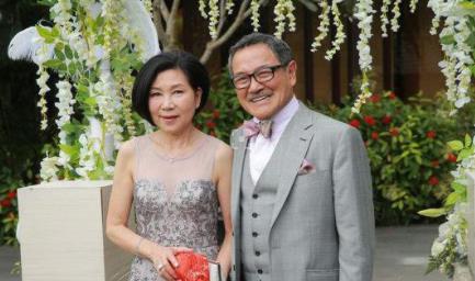 �������İ�����˭ �������ĸ��׽�ʲô����