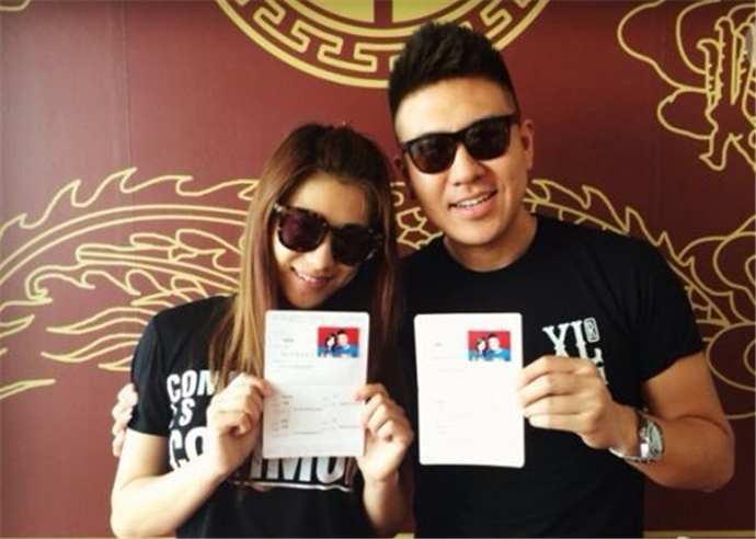 刘洪悦结婚多久了 刘洪悦老公姜帅家境