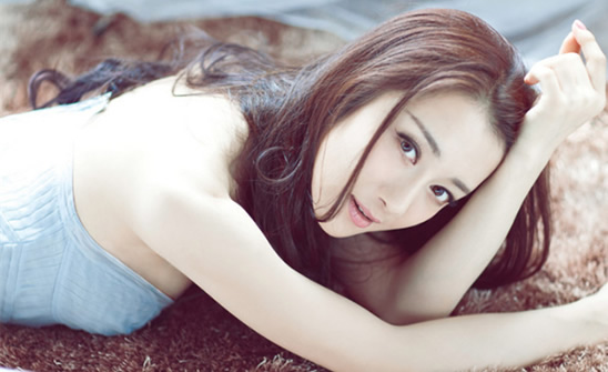 �������������ϼ�� ǰ͹�����Ը���Ƭ