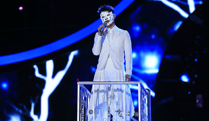 �����Ϊʲô�а��⾵ ��ֱ���������ǵ���ͷ��