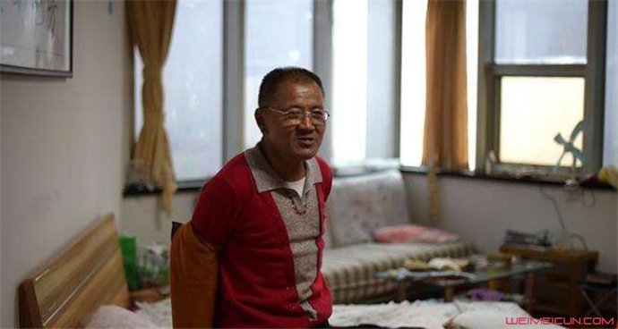 青岛男扮女装大喜哥 因男扮女装而暴红网络