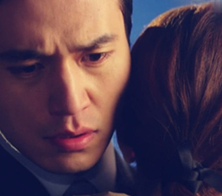 ����Ů����˭�� ��������һֱ�ܵ͵�