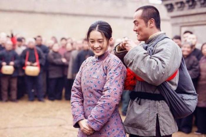 "黑娃因担心而生牵挂,这样看来他最后娶了田小娥是不是也有郭举人那二