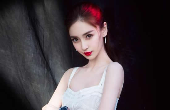 张丹峰个人资料简介 张丹峰和老婆洪欣离婚了吗