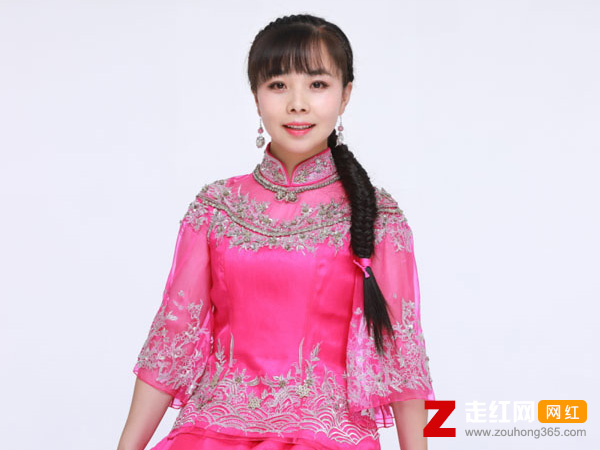 �ݸ�����������ʵ�� ����ʮ�ֵĴ���