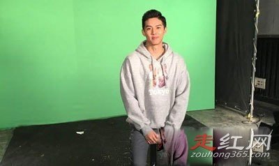 �ܾ�γ������Ƭ���� �ܾ�γ���������