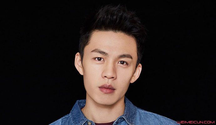 李鸿其的纹身照片 李鸿其的纹身是什么意思