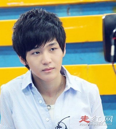 �������һ��Ĺھ� �������������ͼƬ�¼�