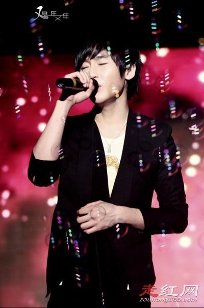 �������һ��Ĺھ� �������������ͼƬ�¼�