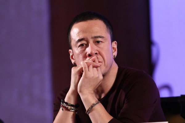 ������Ů�Ѱ�ѩ��״ ����ѩ������ʵ������