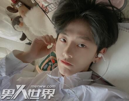 �����������еĻ���Ů�� ���񺫹���������˶