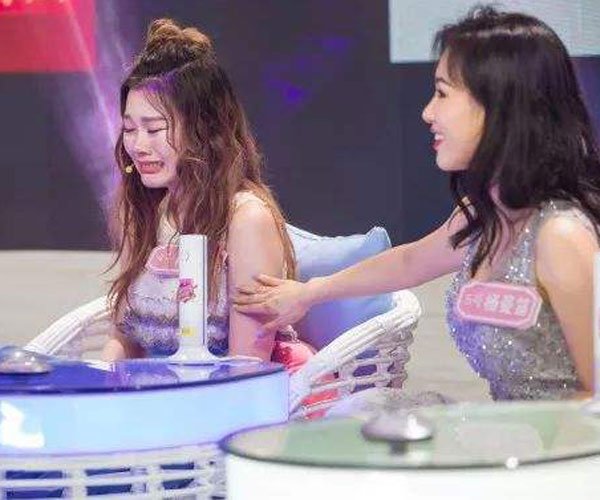 Ф�𺬼Ҿ���ʲô���� �ɰ����ʵ�Ů��