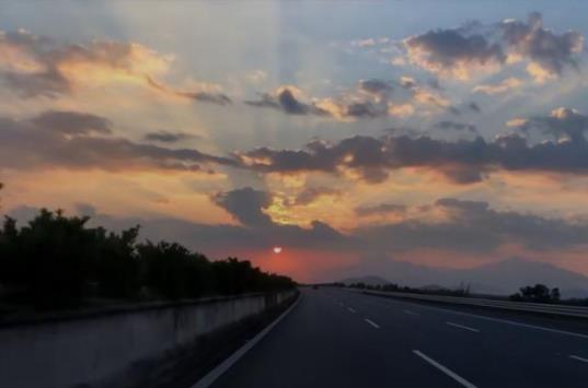 ���ܰ��ܵ���Ҧ������������ �������