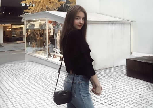 ����˹averina���� ����˹լ��Ů���崿���Ըв���