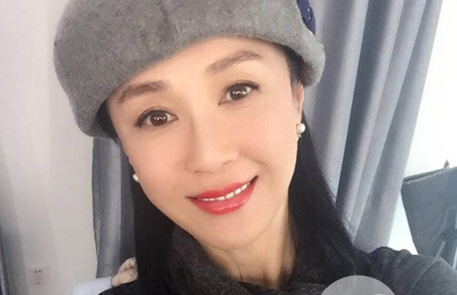 傅艺伟和金巧巧是什么关系 傅艺伟和金巧巧长得很像
