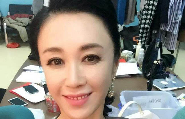 傅艺伟和金巧巧是什么关系 傅艺伟和金巧巧长得很像