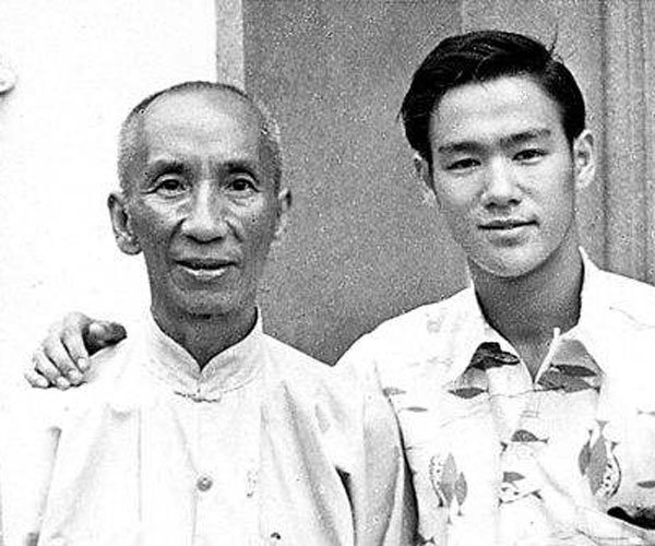 ��С����ʦ����˭ ��С����İ�Ҷ��Ϊʦ��