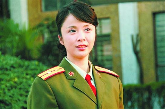 演员杨若兮老公是谁 感情也是非常的坎坷
