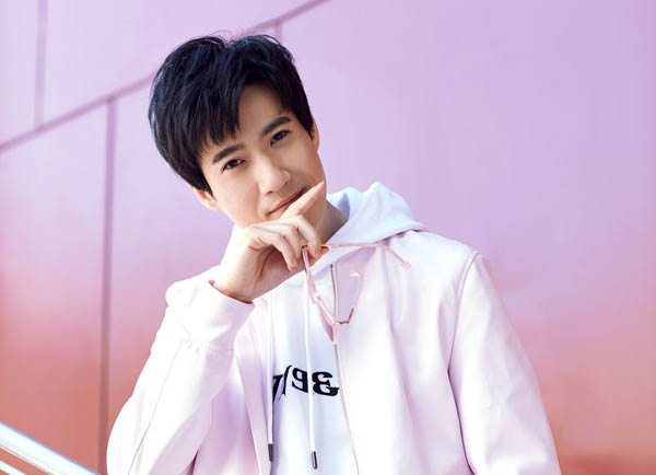 ��Զ�����ź���Ө��Ƭ �ɲ�Ůò�ǳ�������