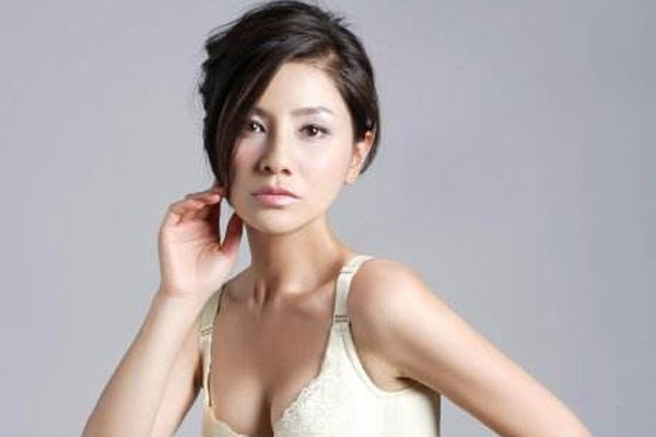 演员胡可个人资料简介 一个比较有能力的女演员