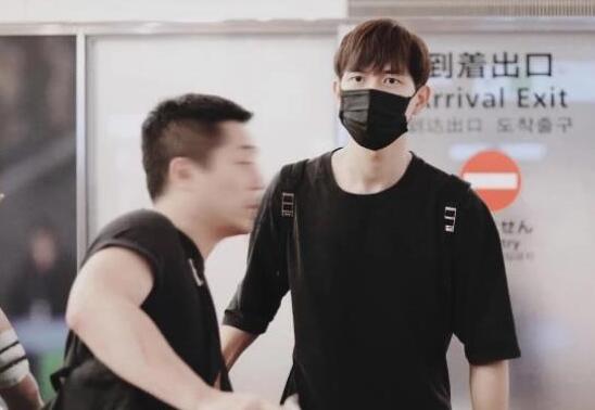 李现现在的经纪人是谁 李现现在的经纪公司