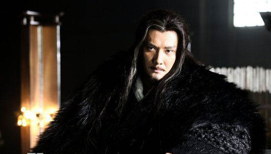 ������������˭��Ĺ �����İ���ڣ������