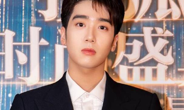 �������������������� �ݹ��ĵ��Ӿ�