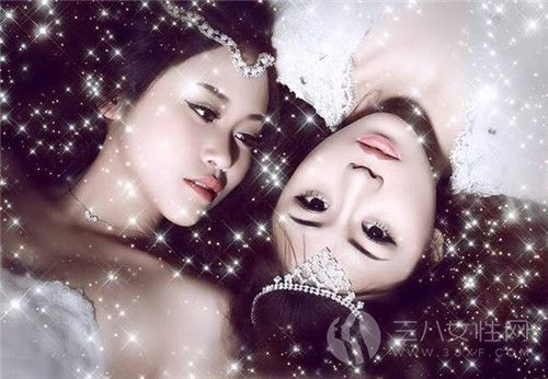 闺蜜和死党哪个关系更好 哪个更亲密一些