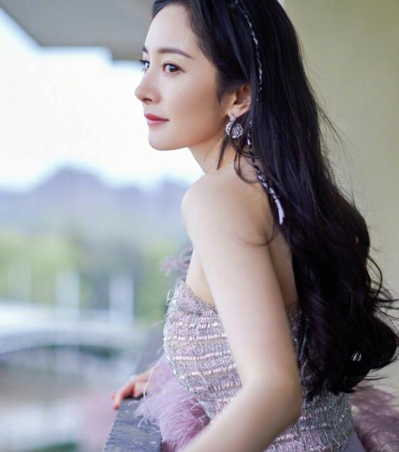 ���ݵĸ��������������� �����������վ���