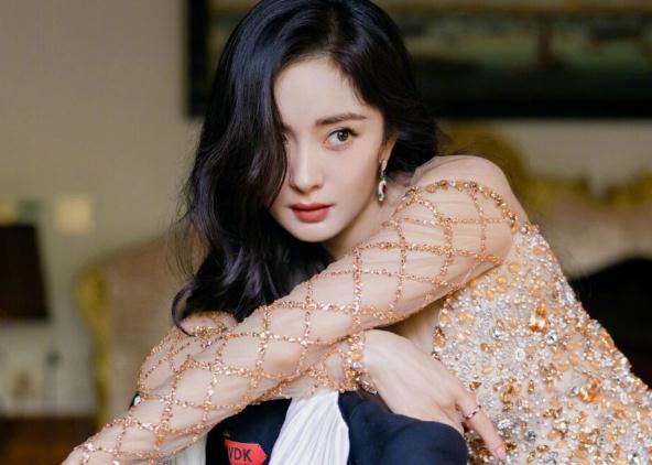 ���ݵĸ��������������� �����������վ���